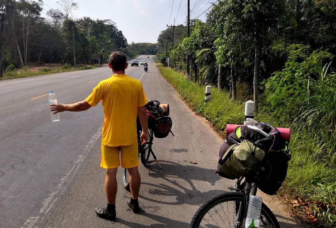 Авантюра до Бали: два барнаульца, 12 тысяч километров на велосипеде и сотка денег в кармане