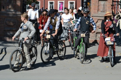 На ближайшие выходные в Бийске запланирован ретро велопробег
